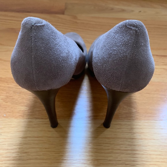 Banana Republic gray suede heels - Picture 3 of 5